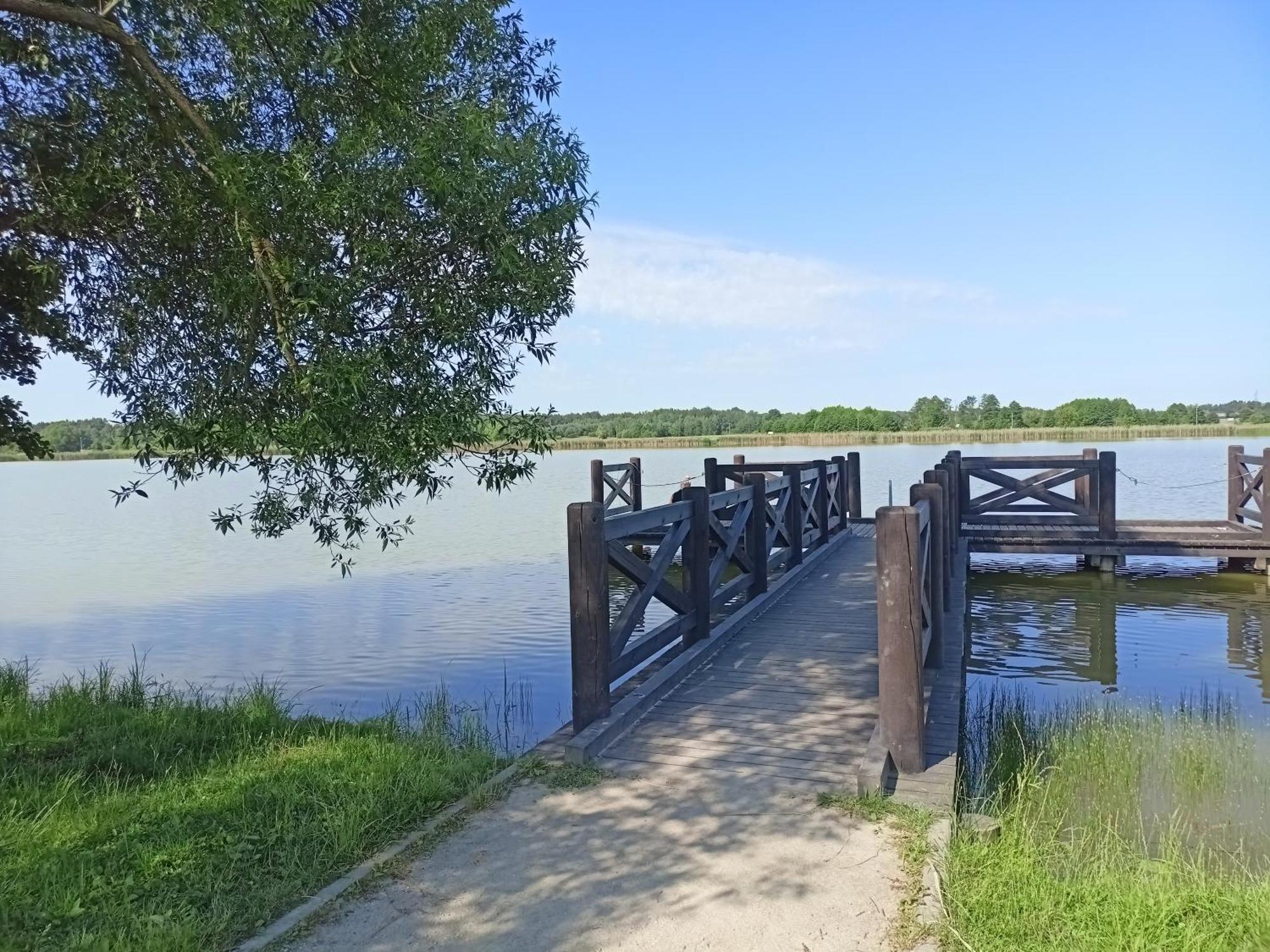 Pokoje Hotelowe Nad Zalewem 谢德尔采 外观 照片